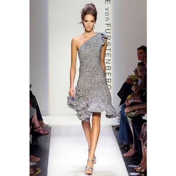 Diane Von Furstenberg Black White Polka Dot Runway Spring 06 Dress Sz 2 - Picture 1 of 11